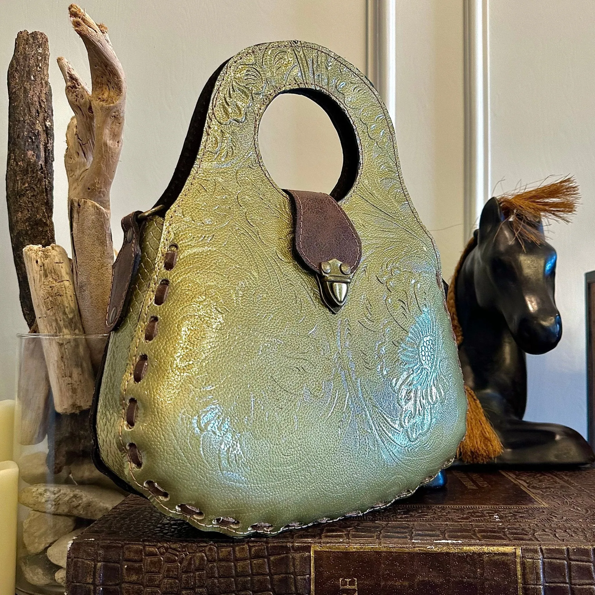 Blossom Tote in Avocado Green