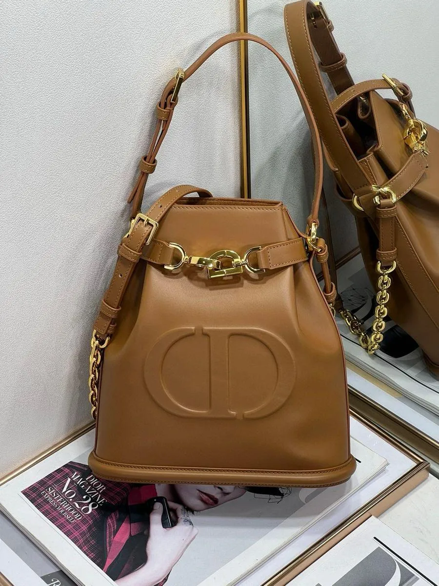 CD DIOR C’EST LATTE BUCKET SHAPE BAG