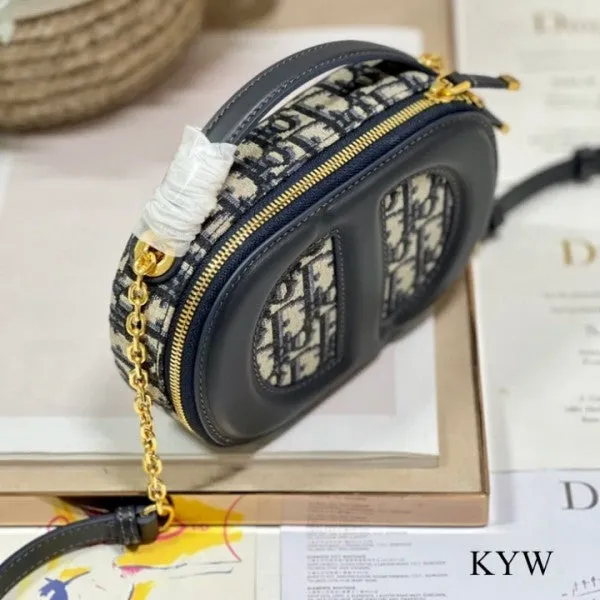 CHRISTIAN DIOR EXCLUSIVE COLLECTION BAG