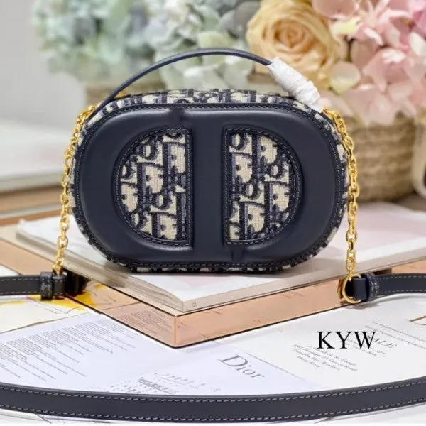 CHRISTIAN DIOR EXCLUSIVE COLLECTION BAG