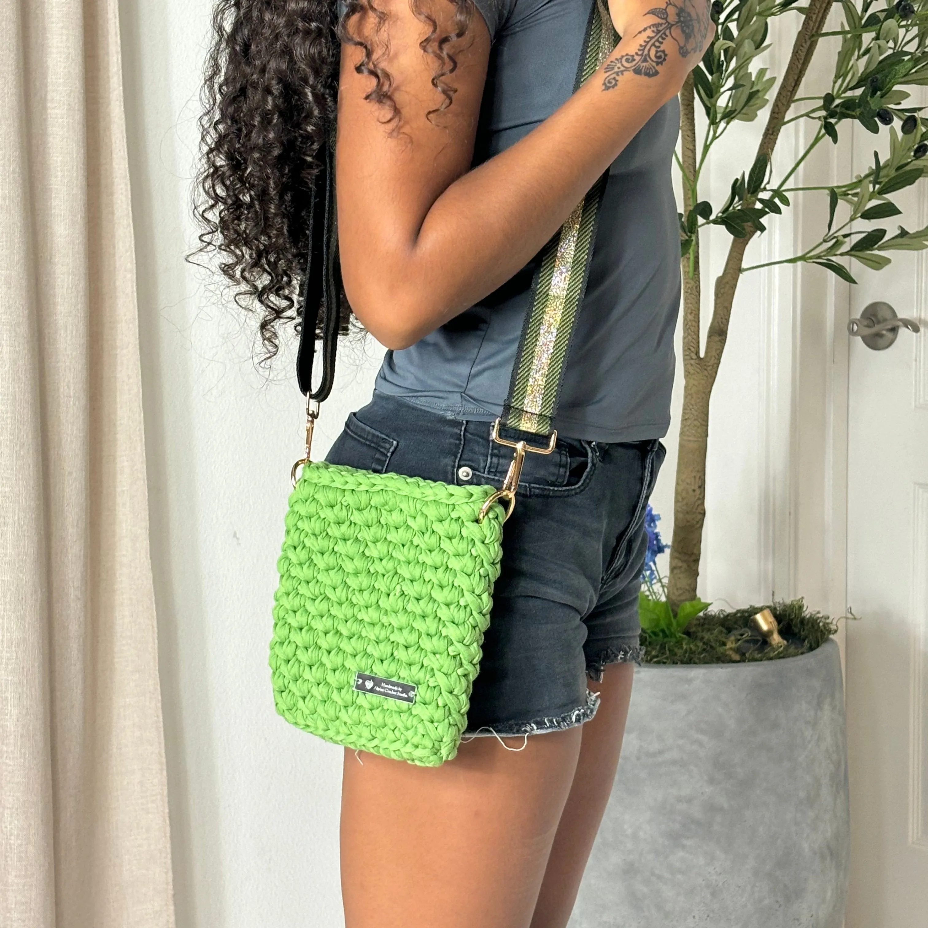 Crochet Crossbody – Handmade Olive Green Cellphone Bag