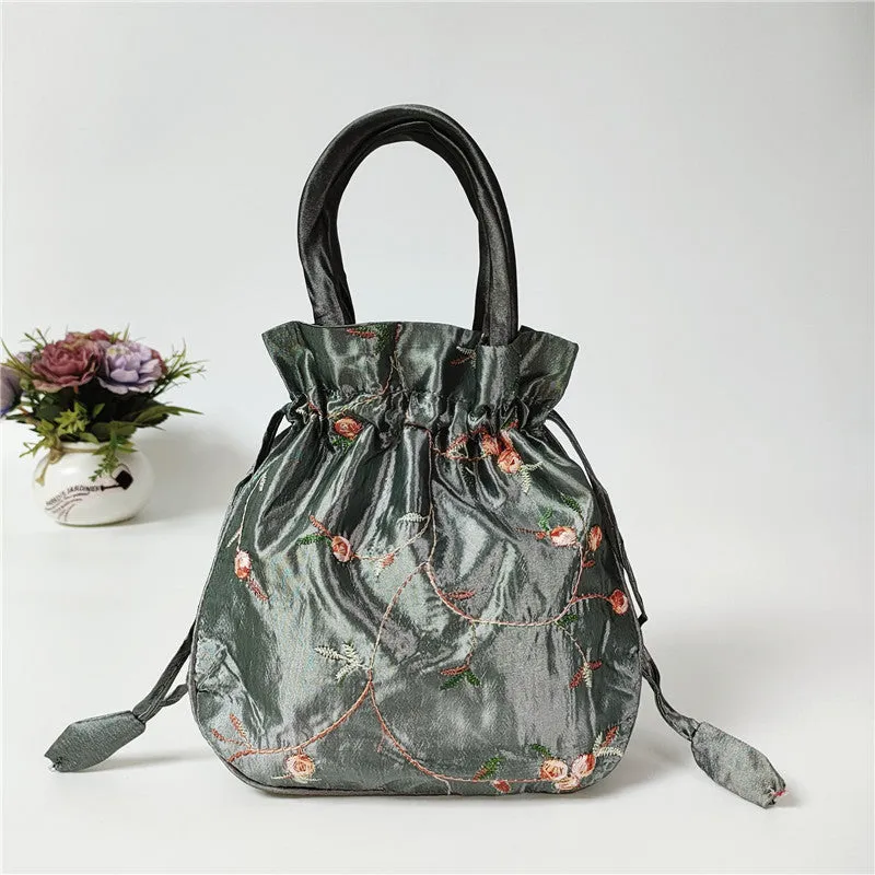 Elegant Women's Clutch Ethnic Style Embroidered Handbags