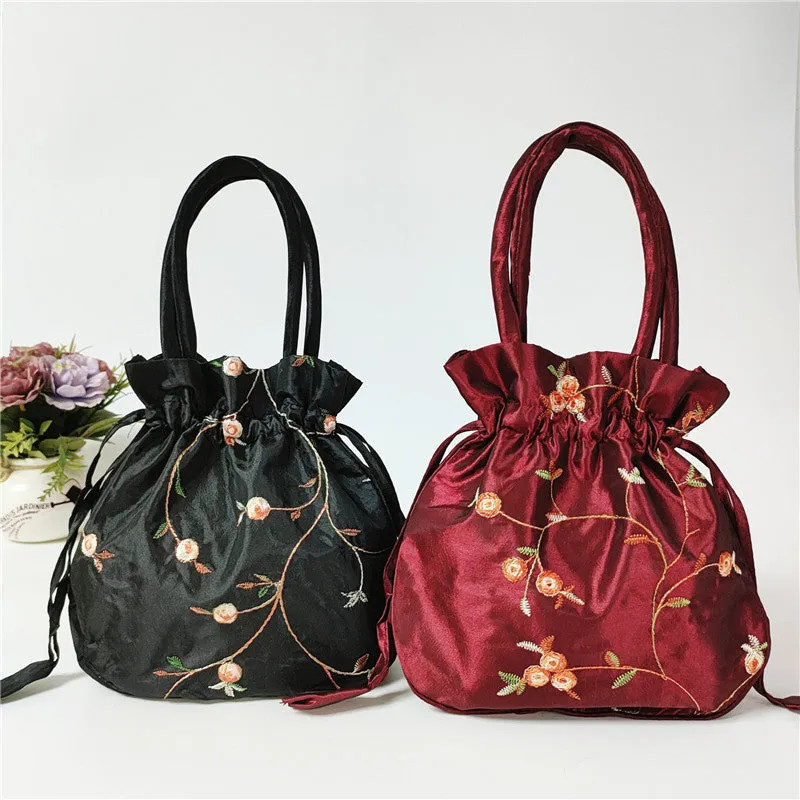 Elegant Women's Clutch Ethnic Style Embroidered Handbags