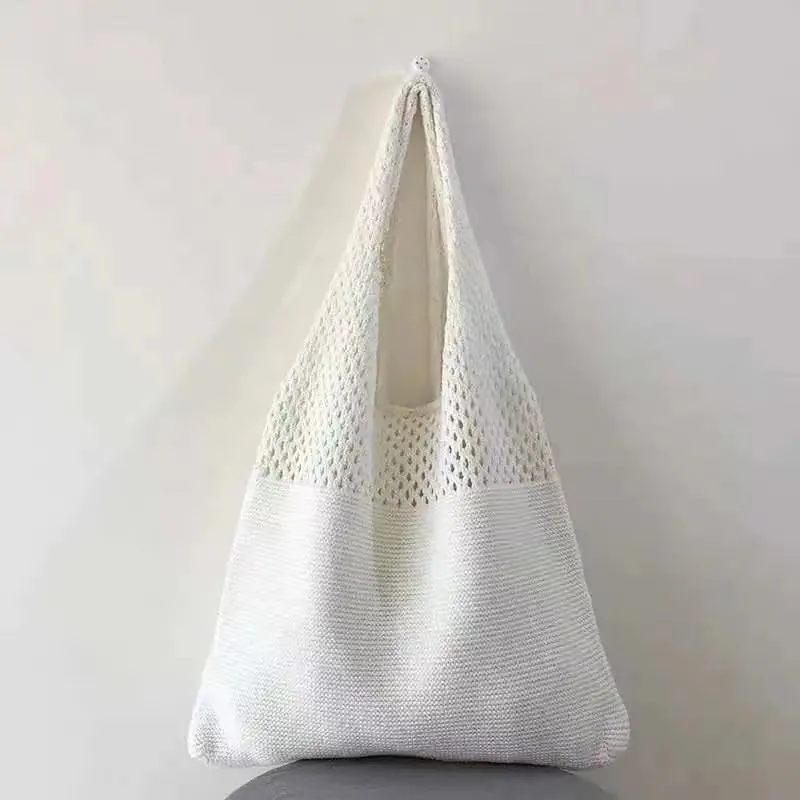 Fashionable Knitted Handbags