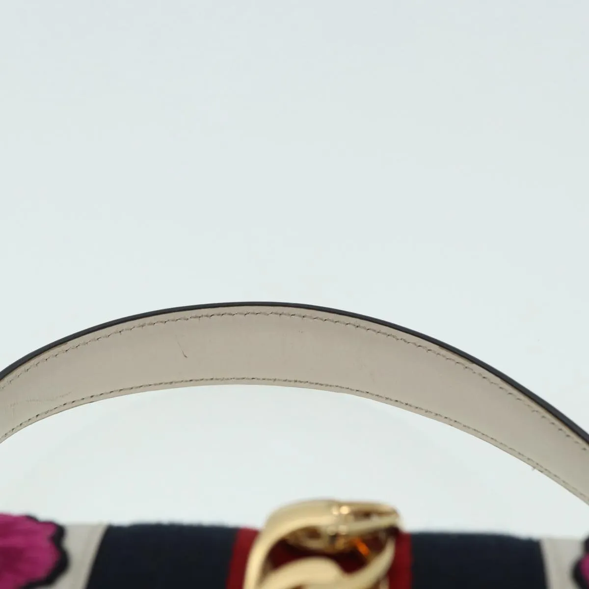 GG Marmont Floral Embroidery Handbag