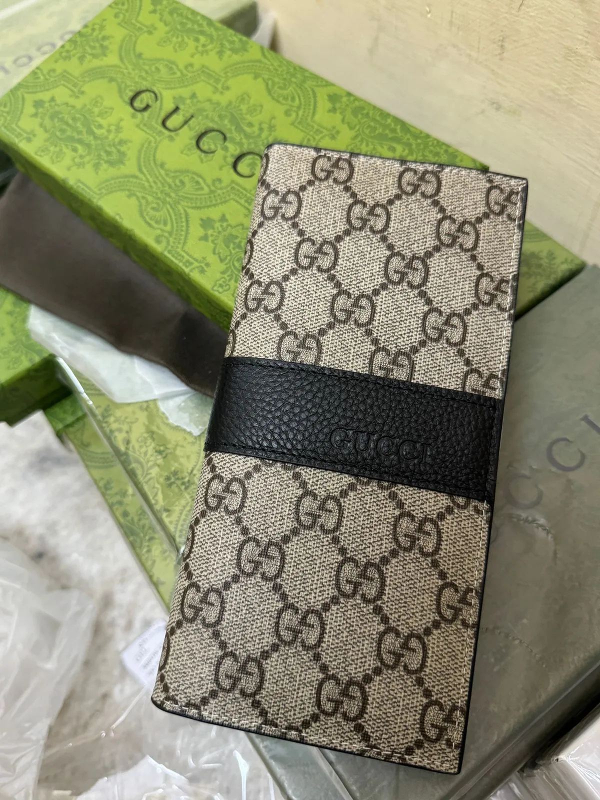 GUCCI BRANDED LONG COAT UNISEX WALLETS