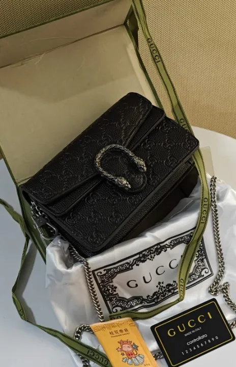 Gucci Dionysus GG Supreme Shoulder Bag With OG Box & Dust Bag