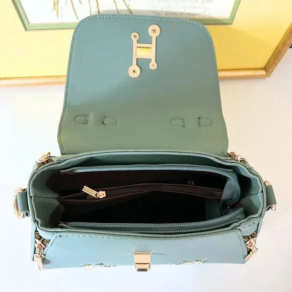 H1816 - Embroided Green Floral Handbag