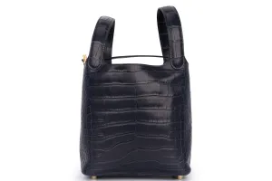 Hermès Picotin 18	Exotic	Alligator Mississippiensis	Bleu Indigo	GHW