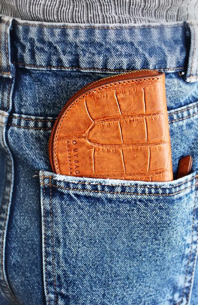 Laura Cognac Croco wallet