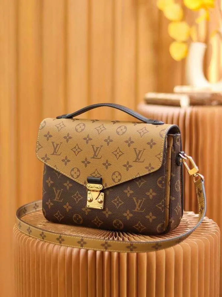 LOUIS VUITTON METIS