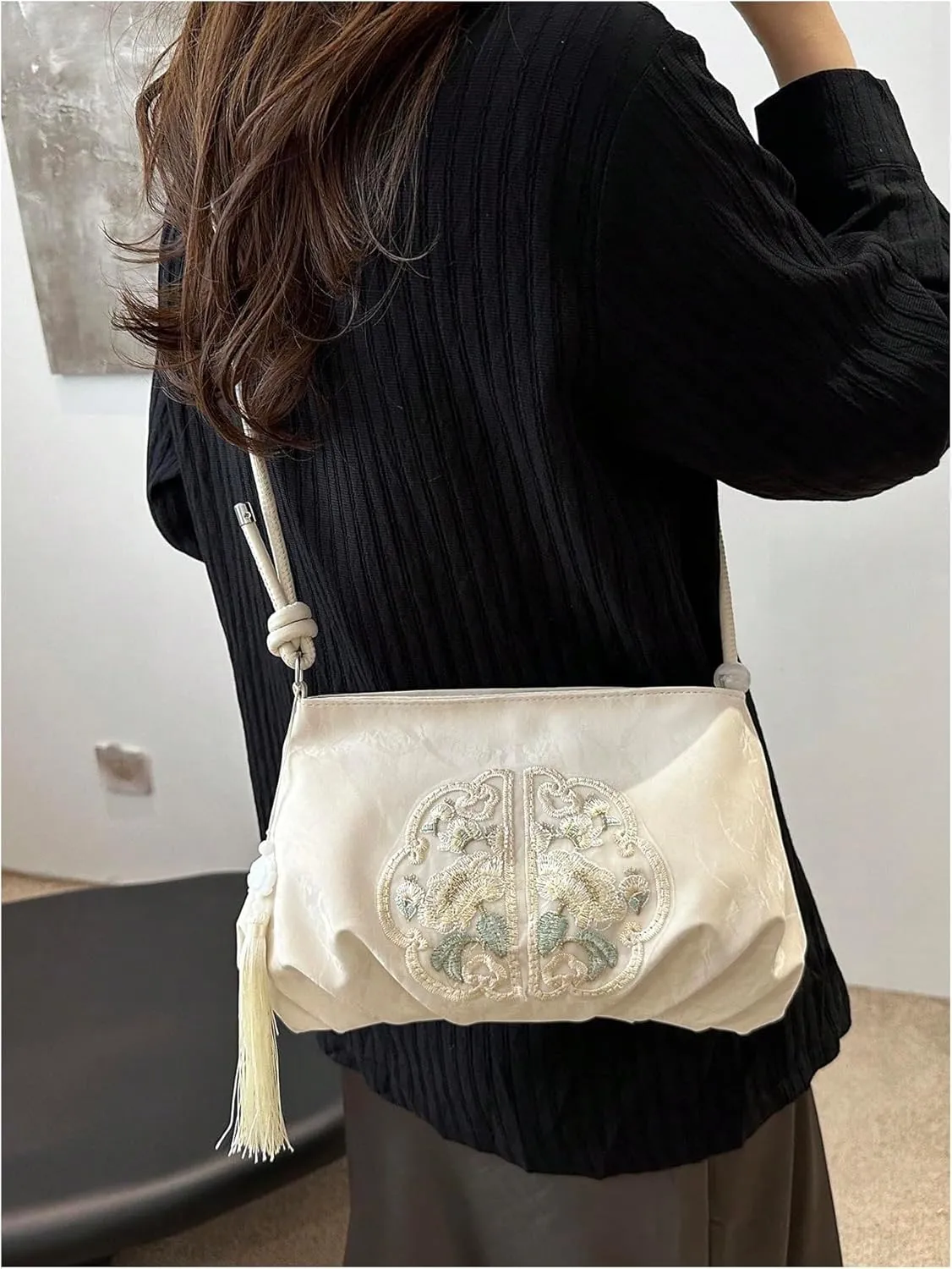 OYOANGLE Women's Floral Embroidered Shoulder Bags Fringe Small Underarm Purse Handbags Elegant Crossbody Bag