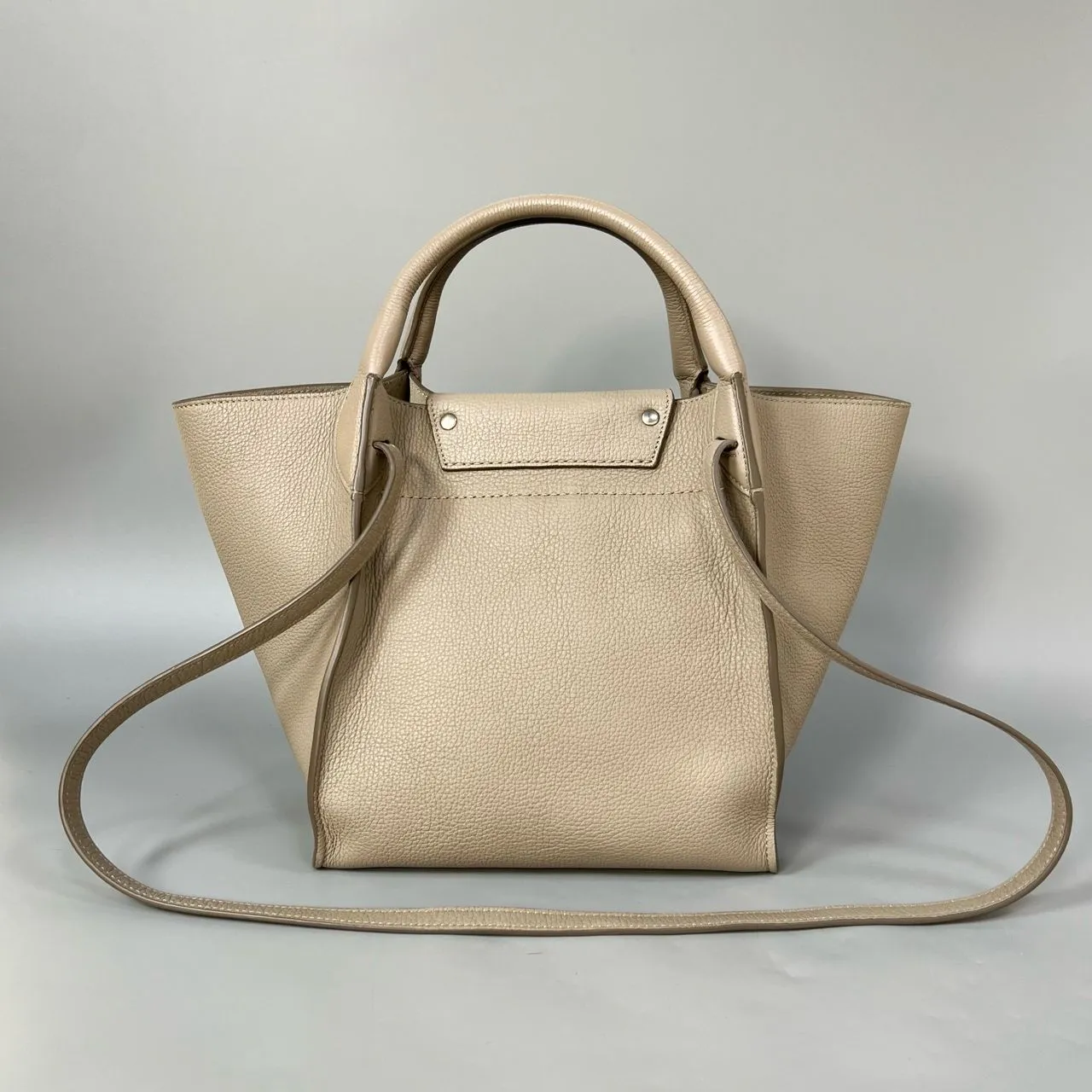 Preloved Celine  bag 24*26*22cm Beige XJ11410