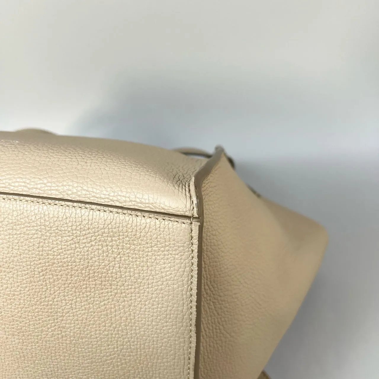 Preloved Celine  bag 24*26*22cm Beige XJ11410