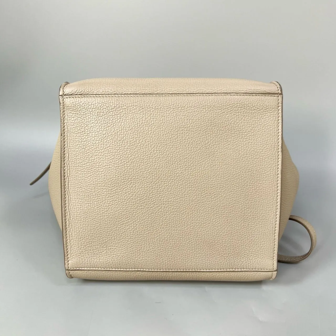 Preloved Celine  bag 24*26*22cm Beige XJ11410