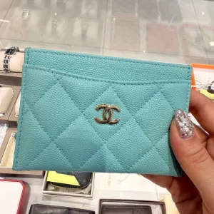 Preloved Chanel Quilted Card Case in Turquoise Leather