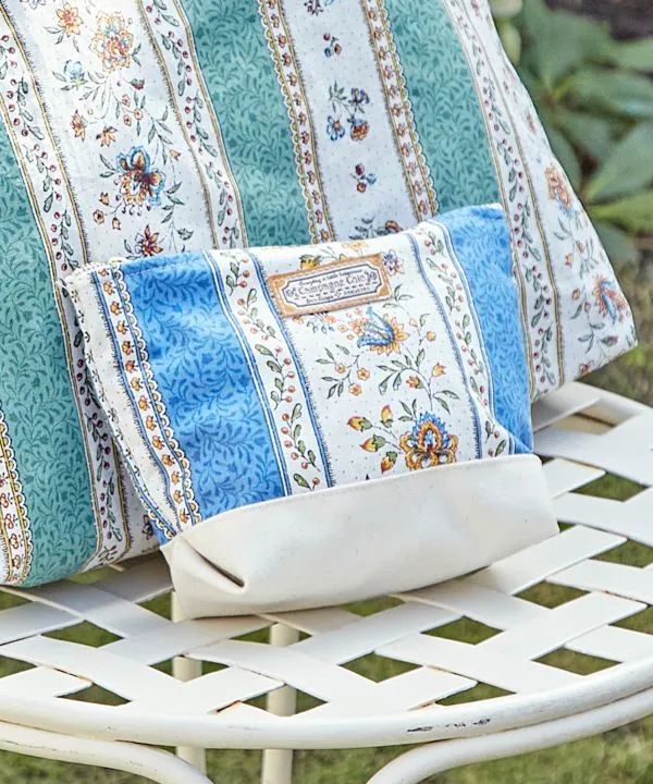 Provance Pouch