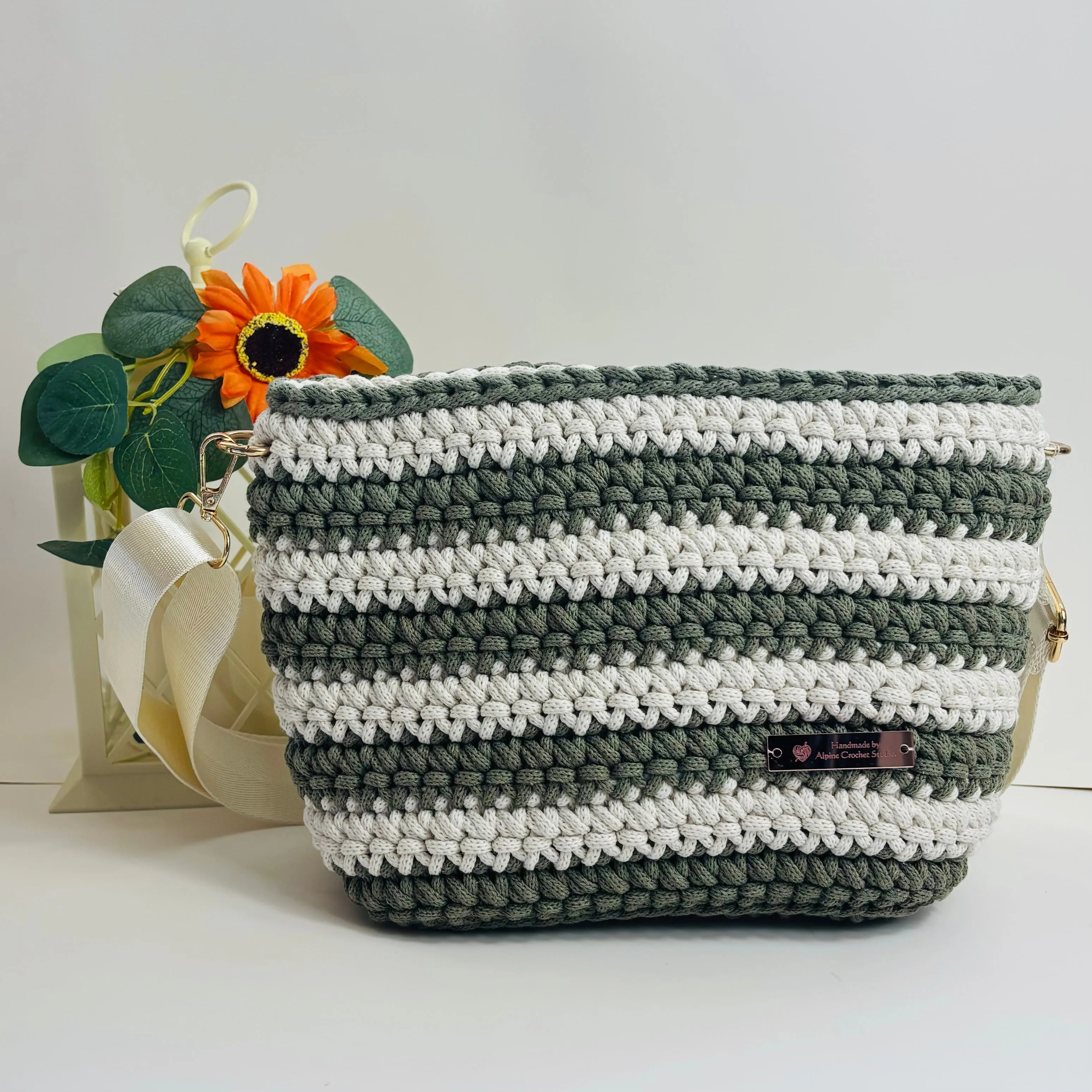 The Arwen – Handmade Crochet Crossbody Bag in Olive Green & Ivory