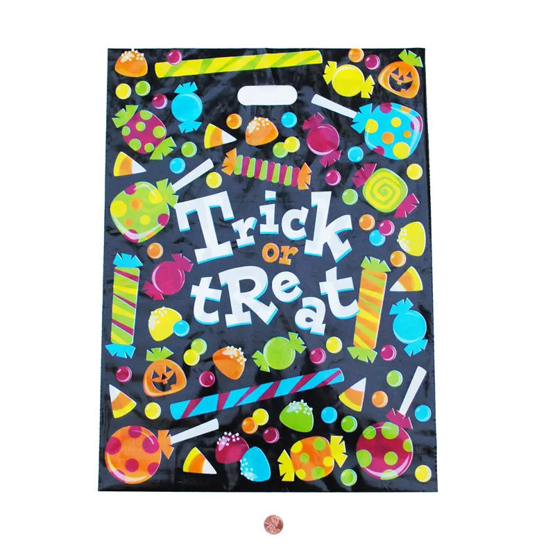 Trick or Treat Candy Bags (100 total plastic treat bags in 2 bags) 21¢ each