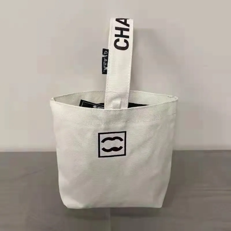 Women's Style Letter Fashion Portable Lunch Hand Bags