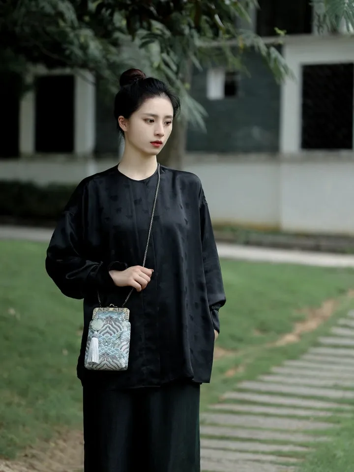 Yu Hai 玉海 Jade Sea Brocade Phone Purse